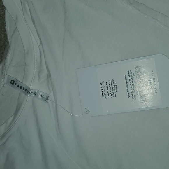 Fabletics cross tee White - Picture 3 of 4